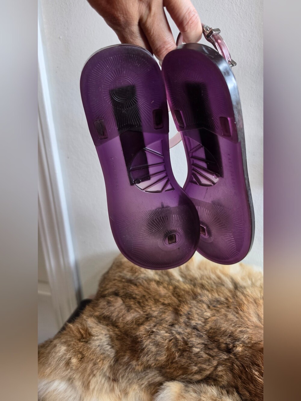 Katy Perry Collections Purple Jelly Ankle-Strap Sandals Size 6.5 - Picture 6 of 7